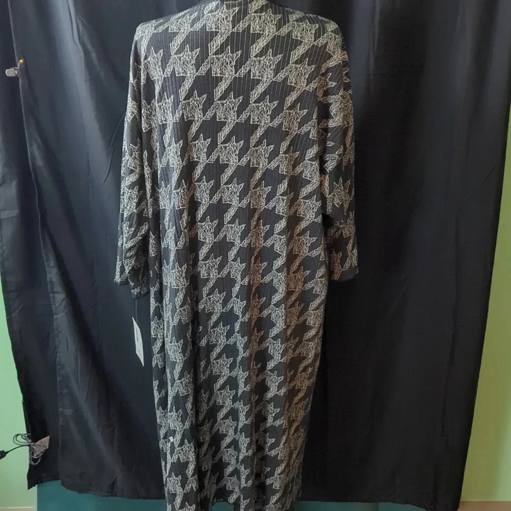 Lularoe Kimono. Large.‎ NWT - Picture 2 of 7